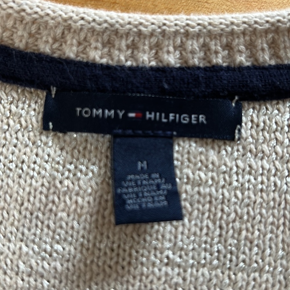 Tommy Hilfiger Gorgeous Cardigan Size Medium​​​ - Picture 7 of 9